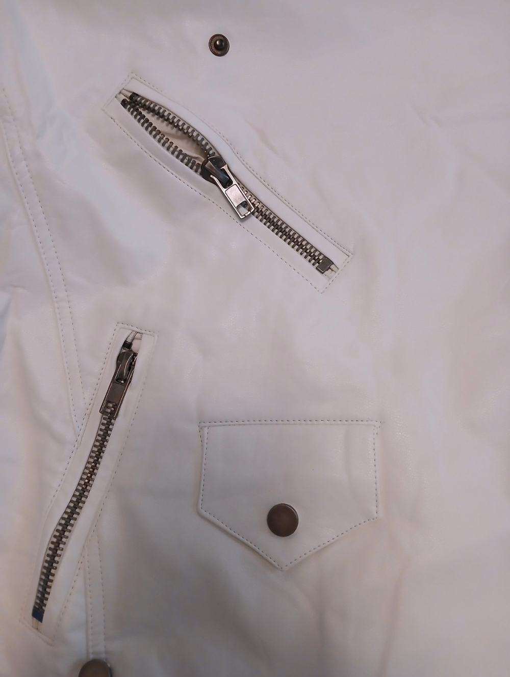 NWT White Faux Leather Cropped Moto Jacket Size Medium - Picture 9 of 11